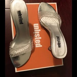 Kenneth Cole Erin once silver clear sandals heels